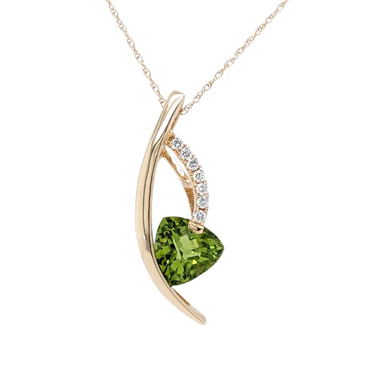 14K Yellow Gold Trillian Peridot Necklace with Diamonds