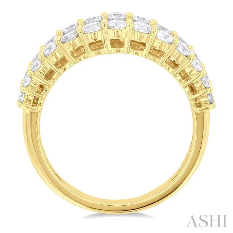 2 3/8 ctw Baguette and Round Cut Diamond Fashion Band in 14K Yellow Gold