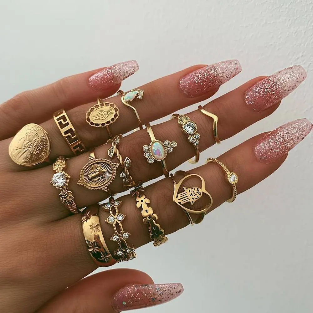 Boho Chic Crystal Ring Set - Elegant Rhinestone Knuckle Rings for Stylish Women