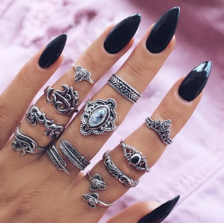 Boho Chic Crystal Ring Set - Elegant Rhinestone Knuckle Rings for Stylish Women