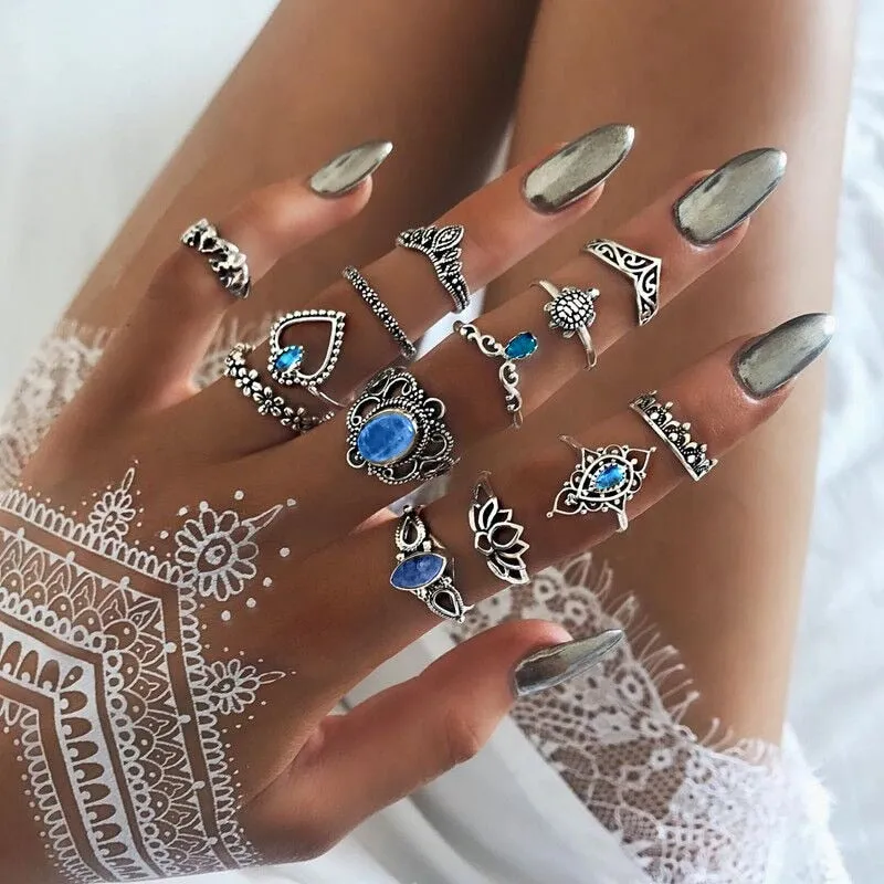 Boho Chic Crystal Ring Set - Elegant Rhinestone Knuckle Rings for Stylish Women