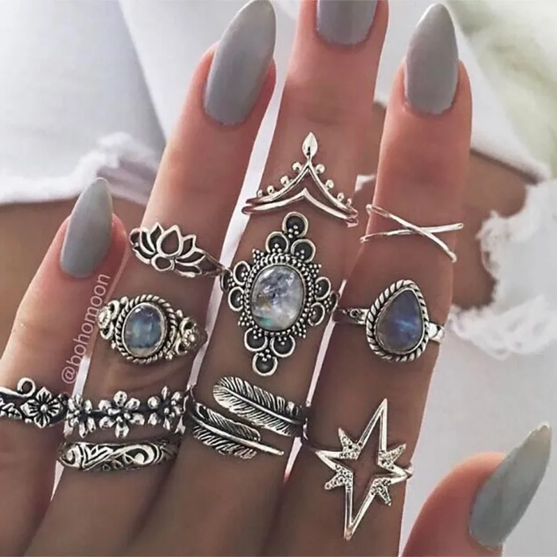 Boho Chic Crystal Ring Set - Elegant Rhinestone Knuckle Rings for Stylish Women