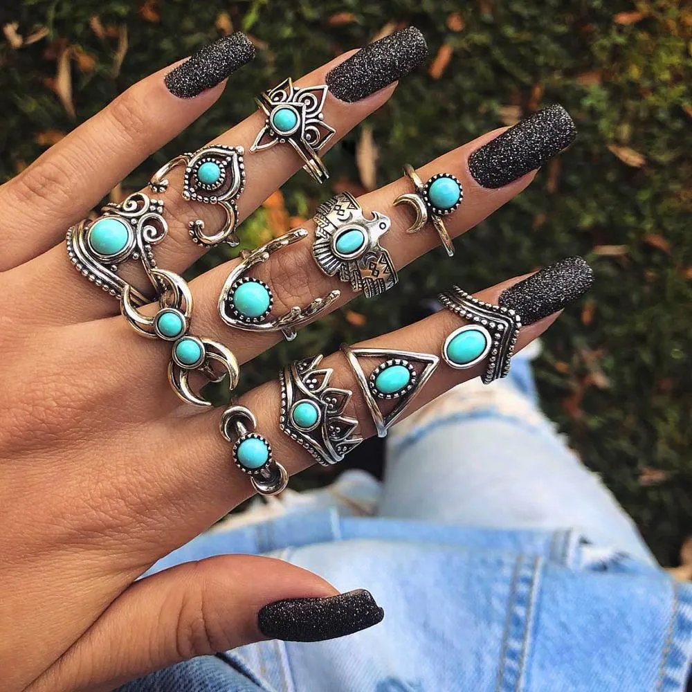 Boho Chic Crystal Ring Set - Elegant Rhinestone Knuckle Rings for Stylish Women