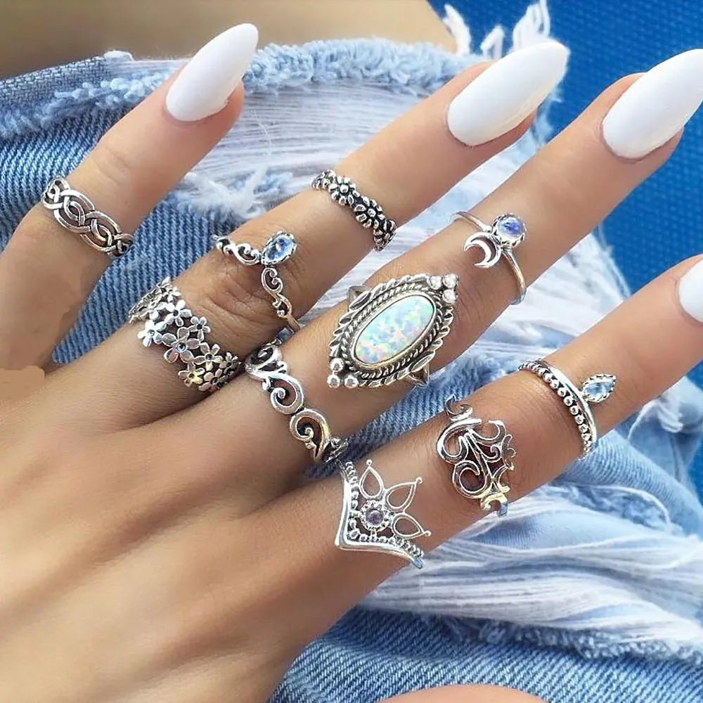 Boho Chic Crystal Ring Set - Elegant Rhinestone Knuckle Rings for Stylish Women