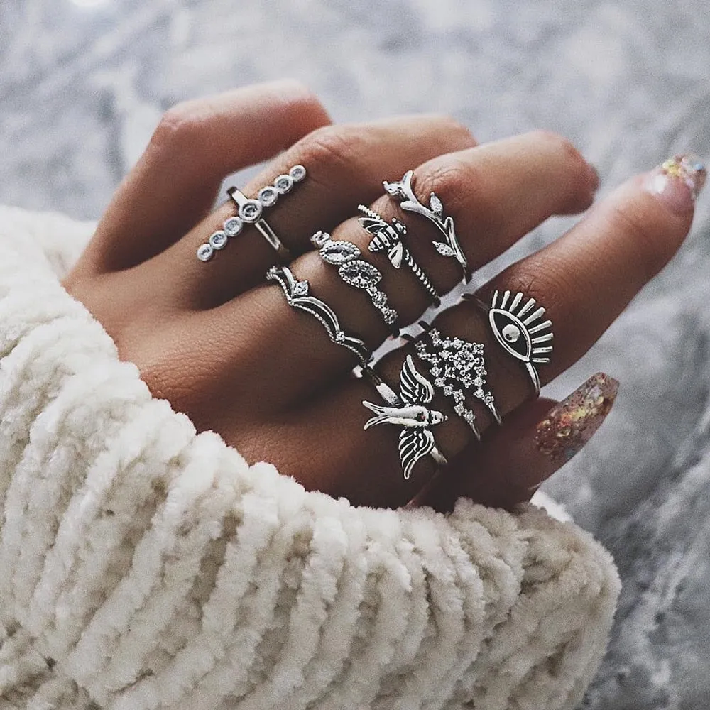 Boho Chic Crystal Ring Set - Elegant Rhinestone Knuckle Rings for Stylish Women