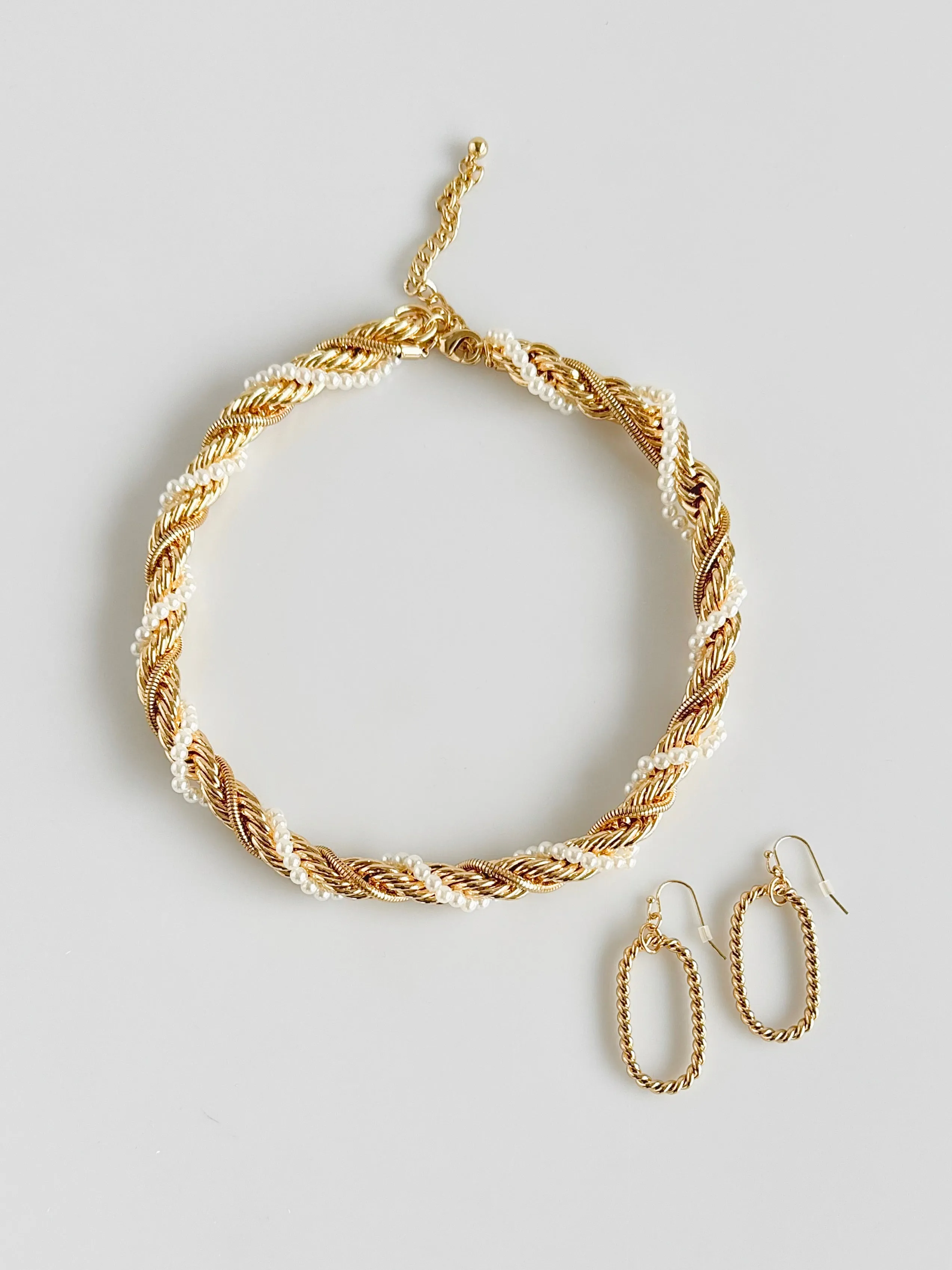 Cables Twist & Pearl Mixed Necklace Set