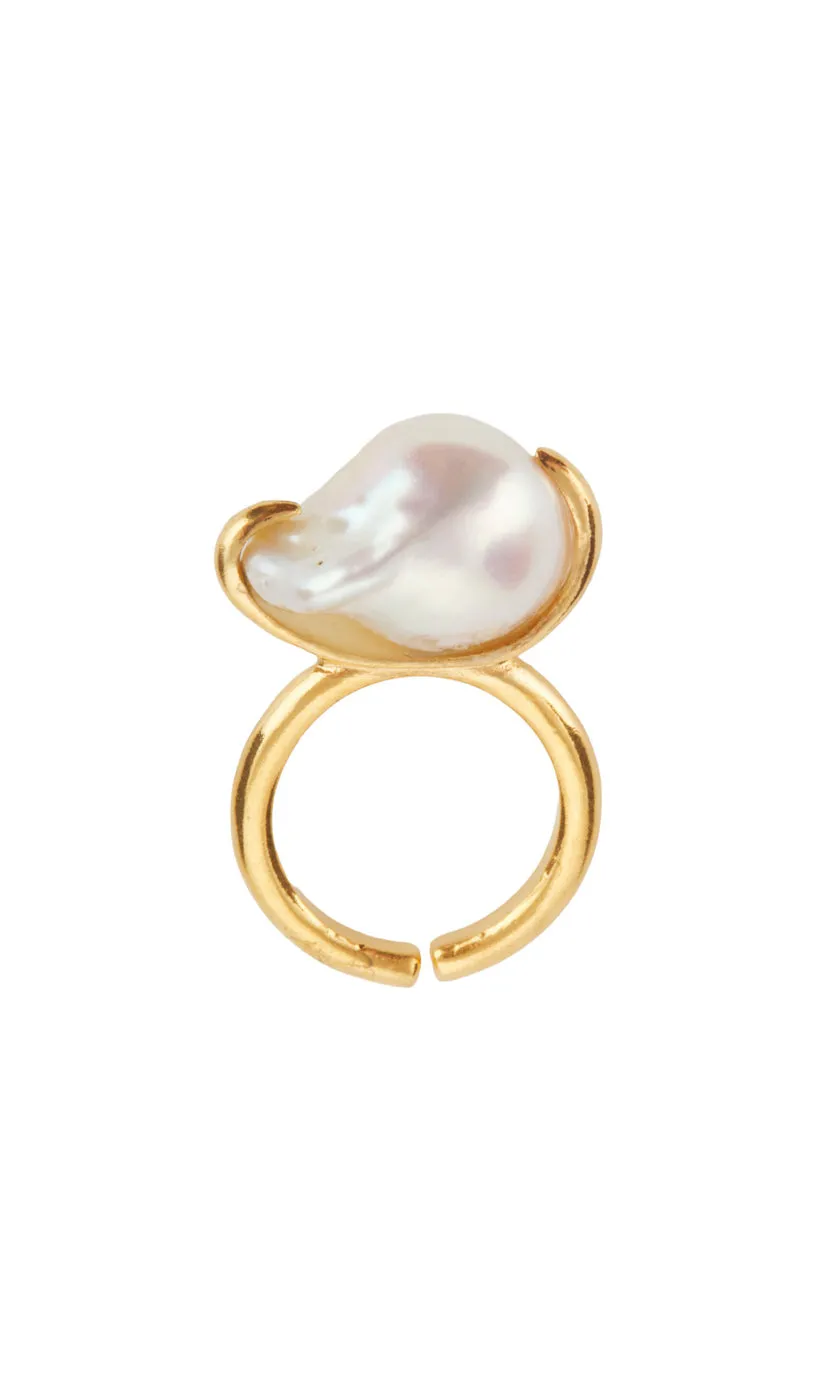 Christie Nicolaides Cloe Ring Pearl