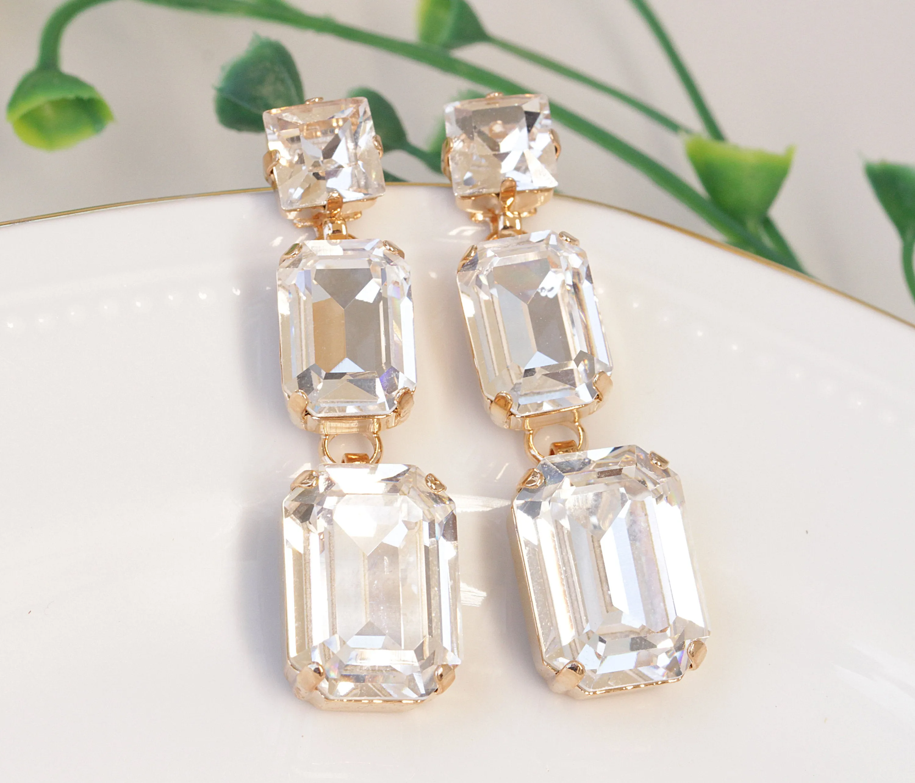 CRYSTAL MINIMALIST EARRINGS