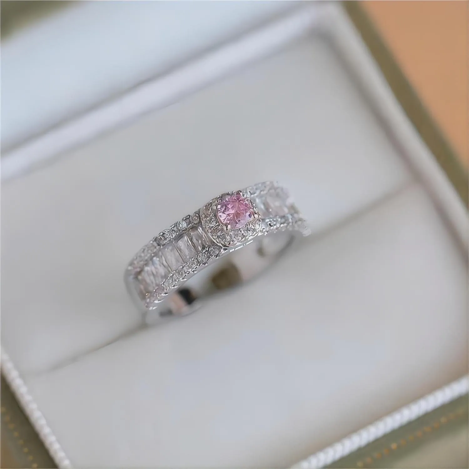 Elegant Pink Rhinestone Crystal Ring