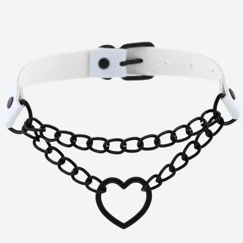 Grunge Heart Belted Choker Necklace