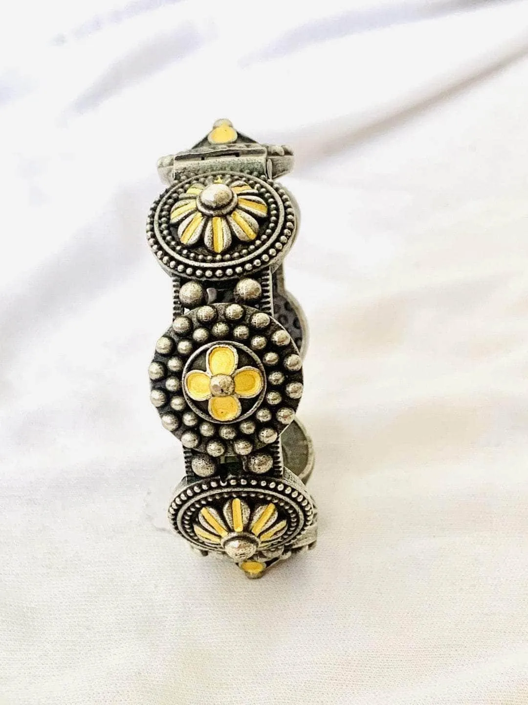 Harleen Sethi In Oxidised Tribal Bangle With Flowers