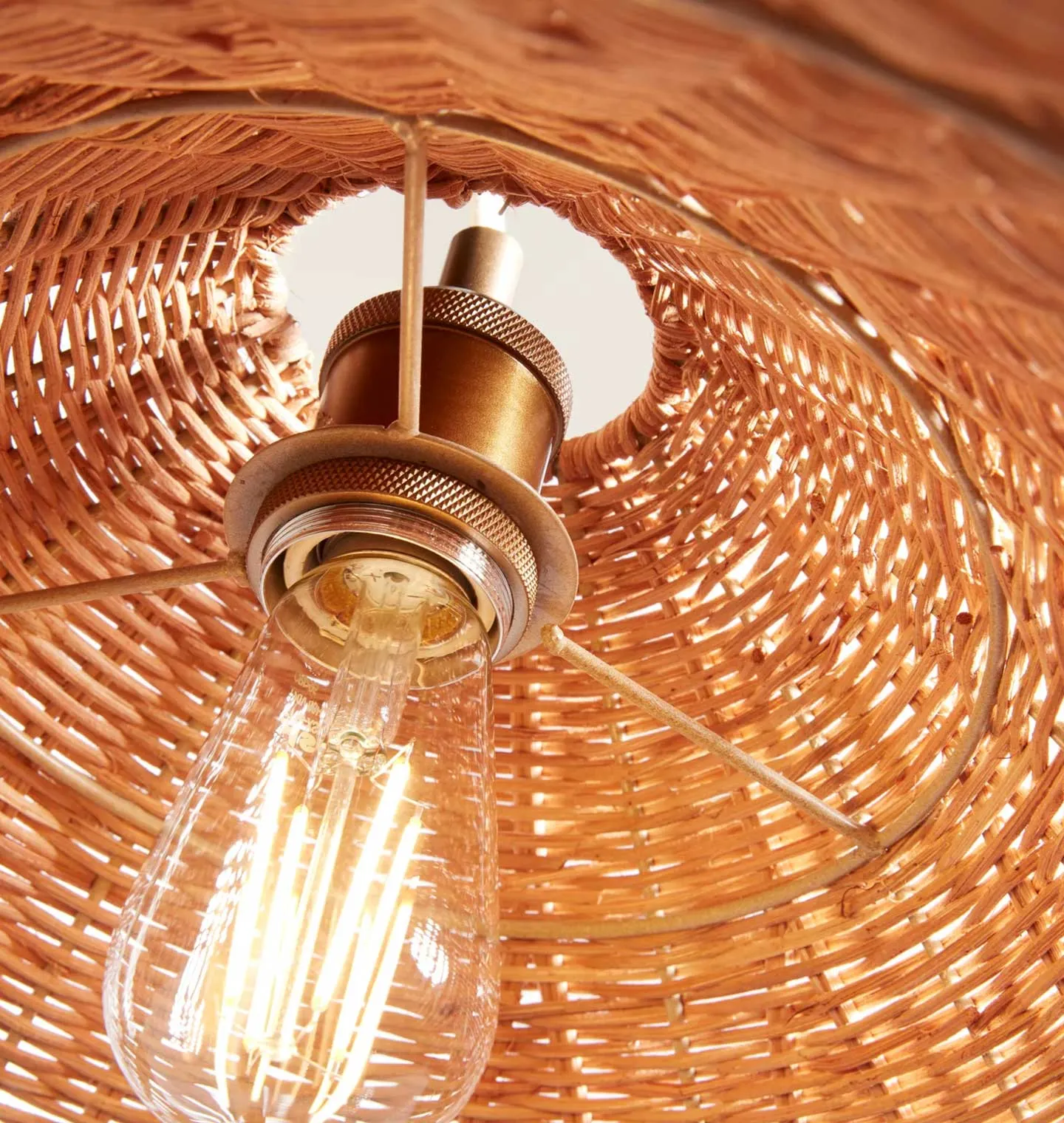 Hudson Rattan Scallop Pendant