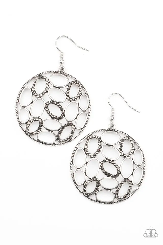 Paparazzi Earring ~ Watch OVAL Me - Silver