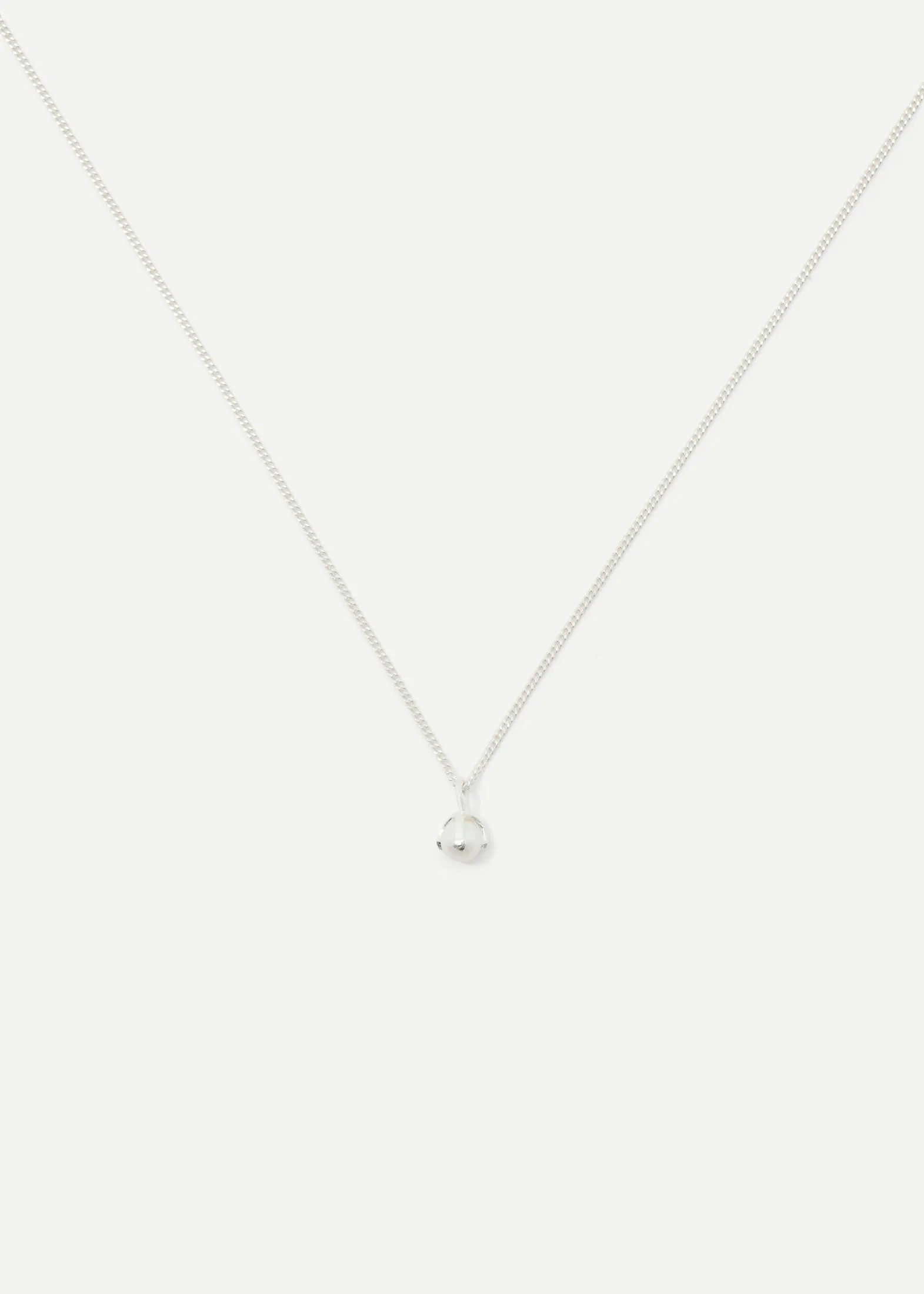 Pearled Necklace Mini