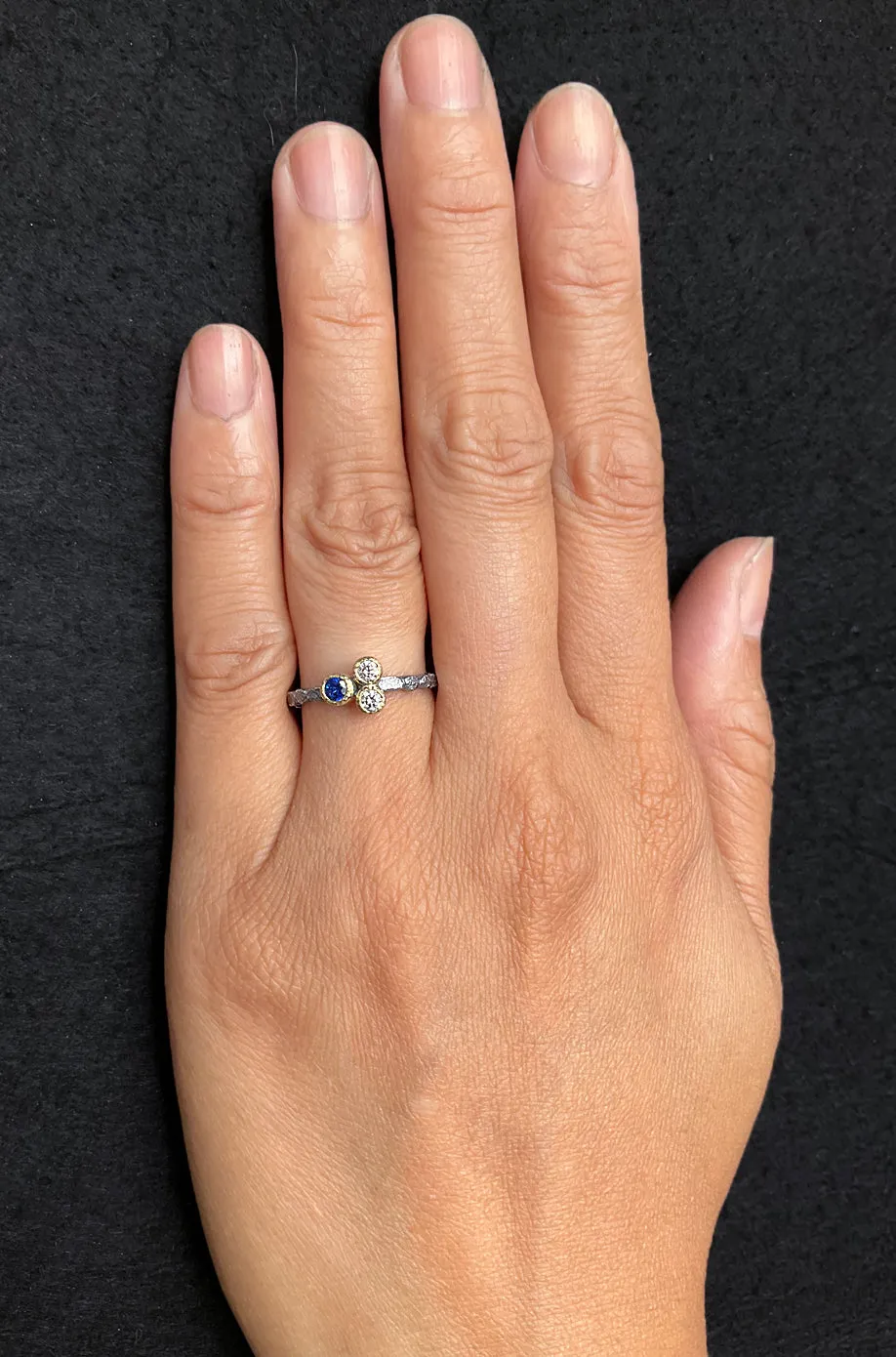 Skinny Pebbles Ring with sapphire and diamonds