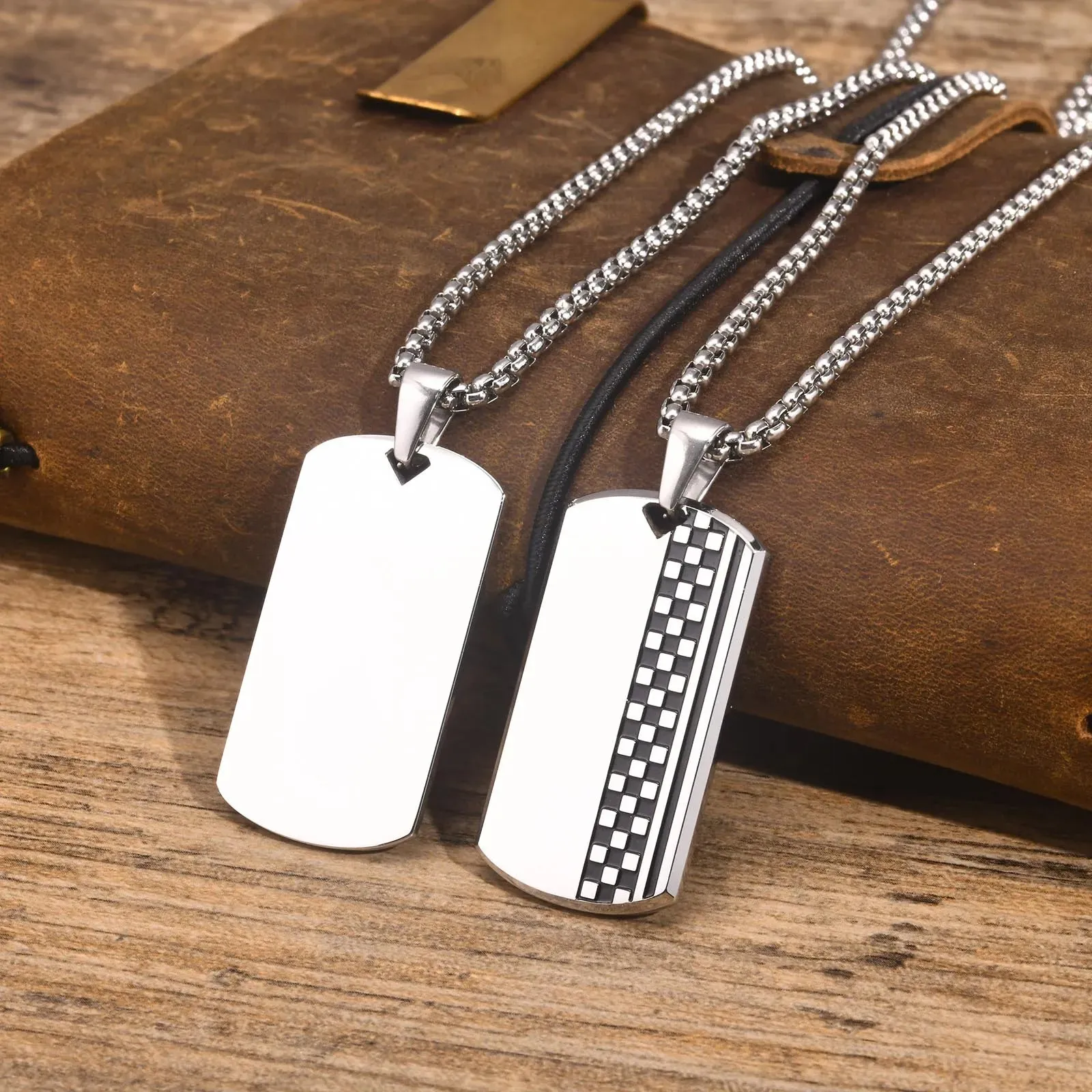 Vnox Mens Geometric Dog Tag Checkerboard Necklaces, Stainless Steel Militay Dogtag Pendant with Box Chain, Cool Male Boy Collar